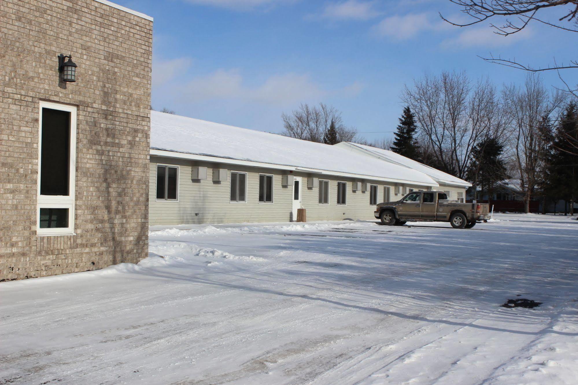 Woodland Inn & Suites Medford Buitenkant foto