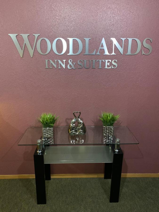 Woodland Inn & Suites Medford Buitenkant foto